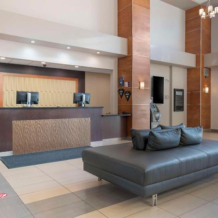 Best Western Plus Moose Jaw Extérieur photo