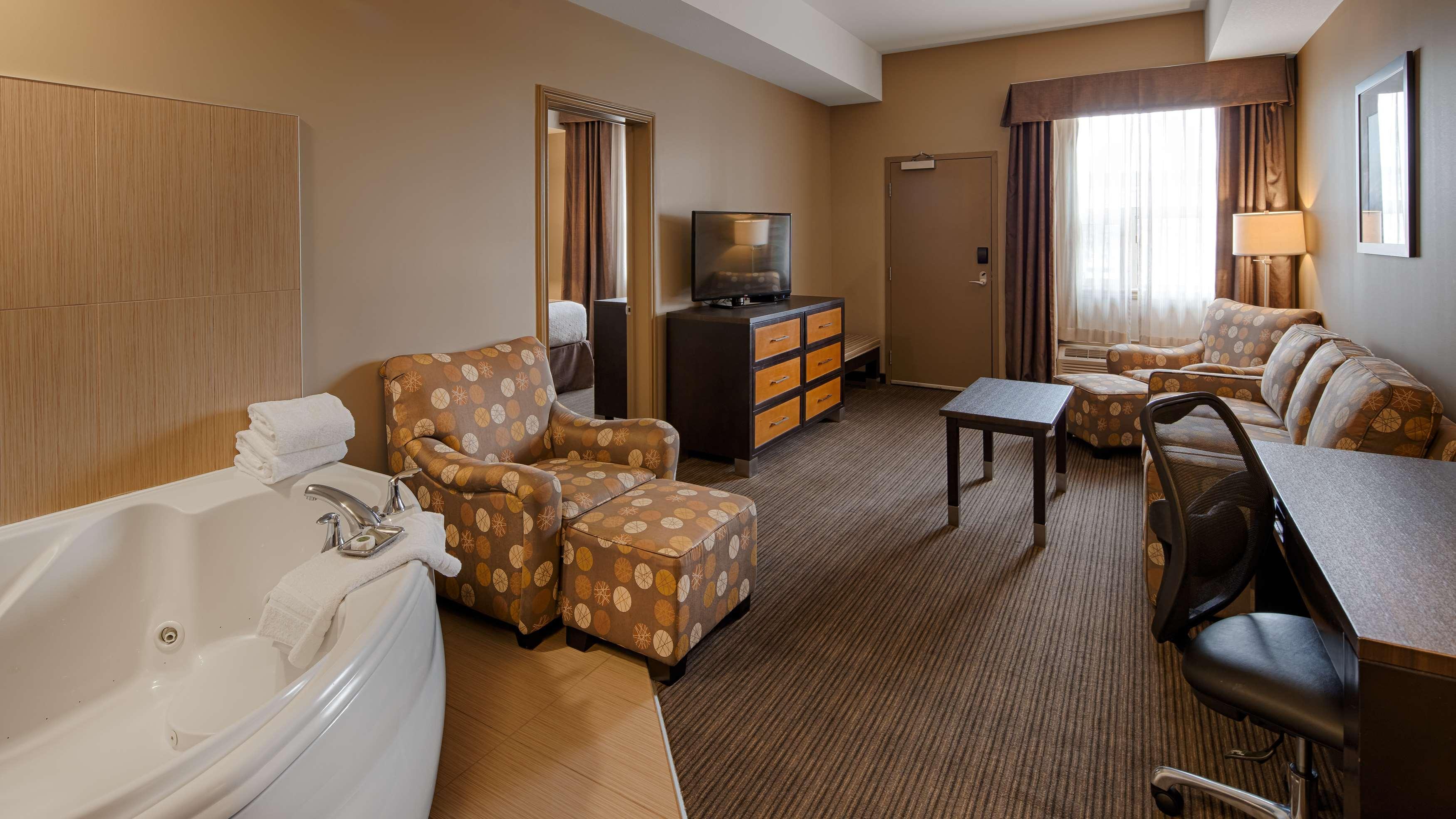 Best Western Plus Moose Jaw Extérieur photo