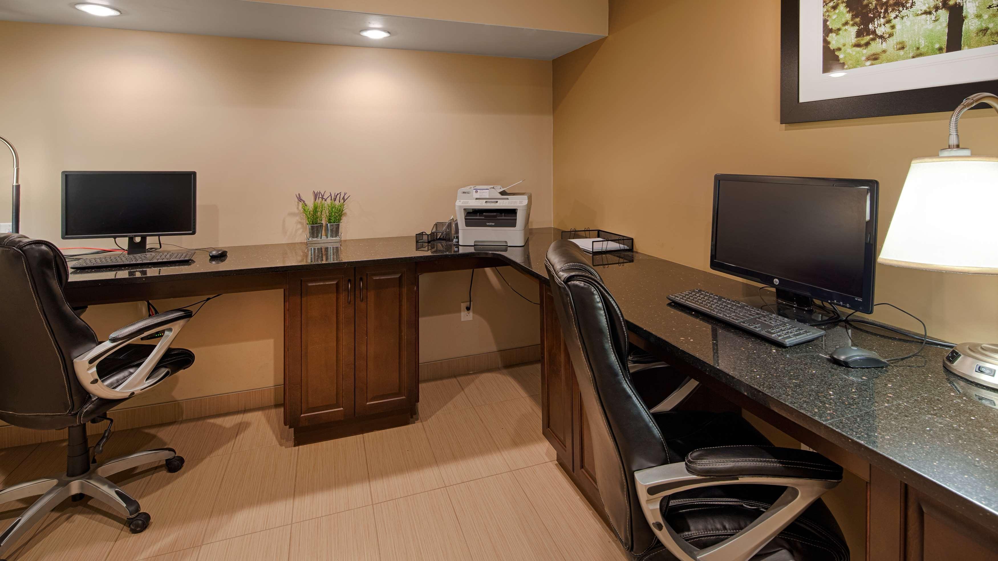 Best Western Plus Moose Jaw Extérieur photo