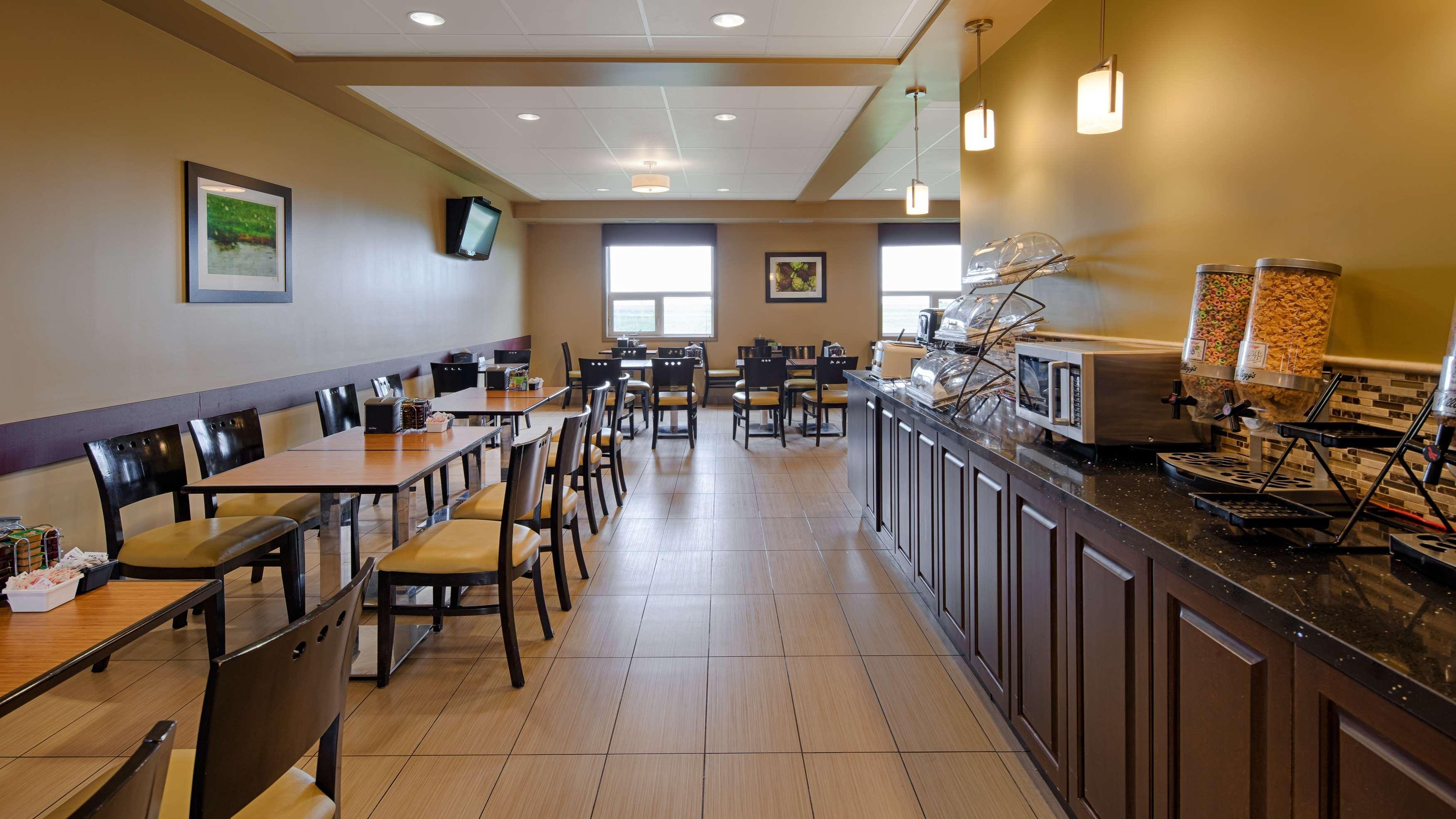 Best Western Plus Moose Jaw Extérieur photo