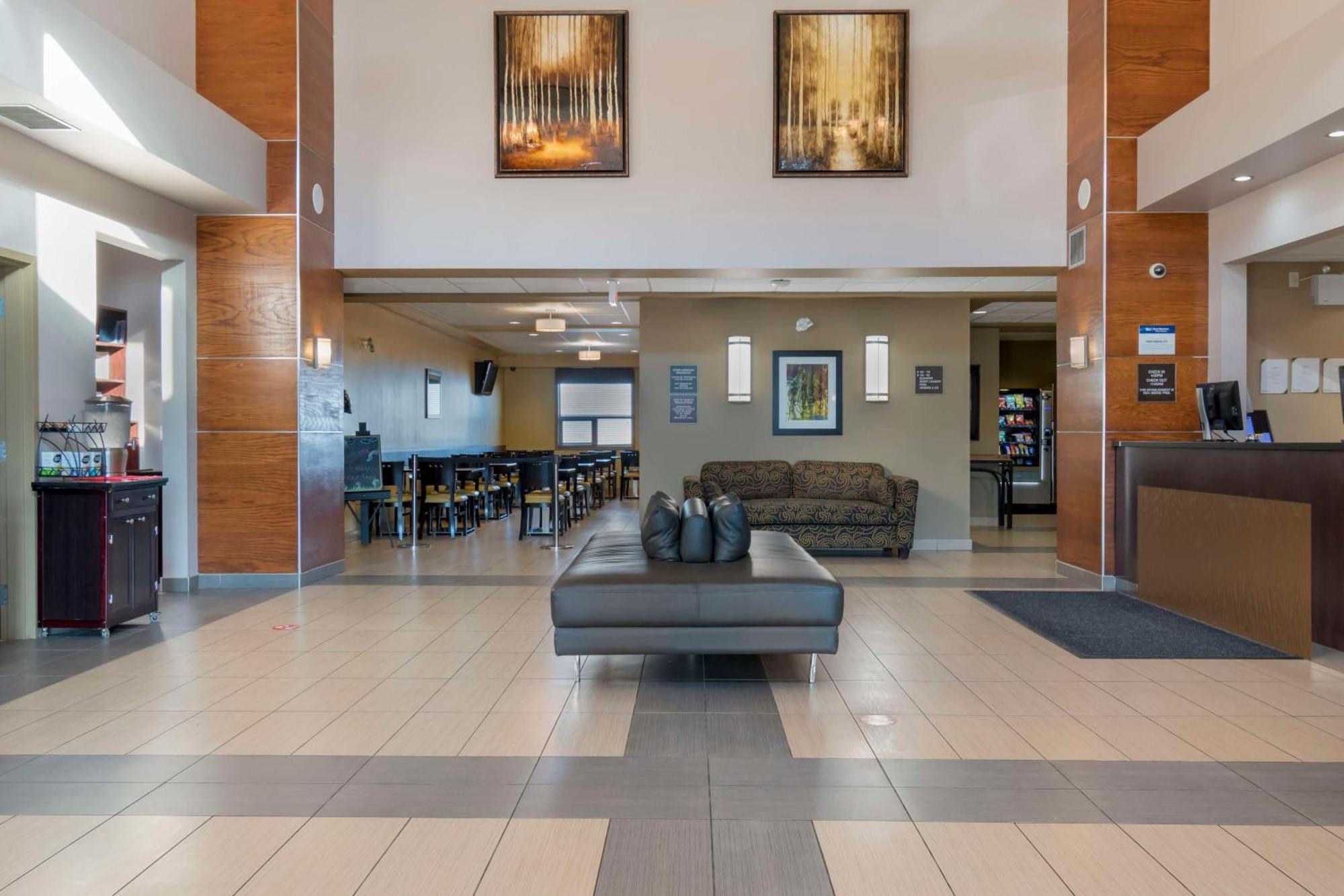 Best Western Plus Moose Jaw Extérieur photo