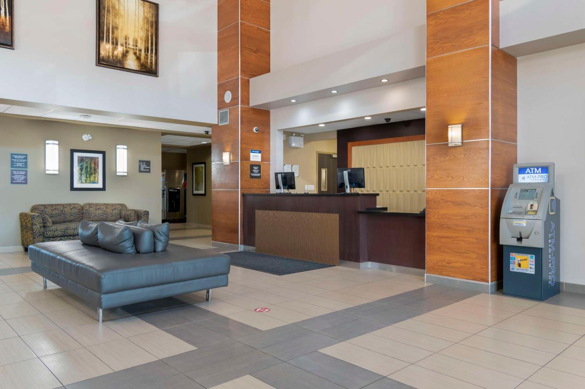 Best Western Plus Moose Jaw Extérieur photo