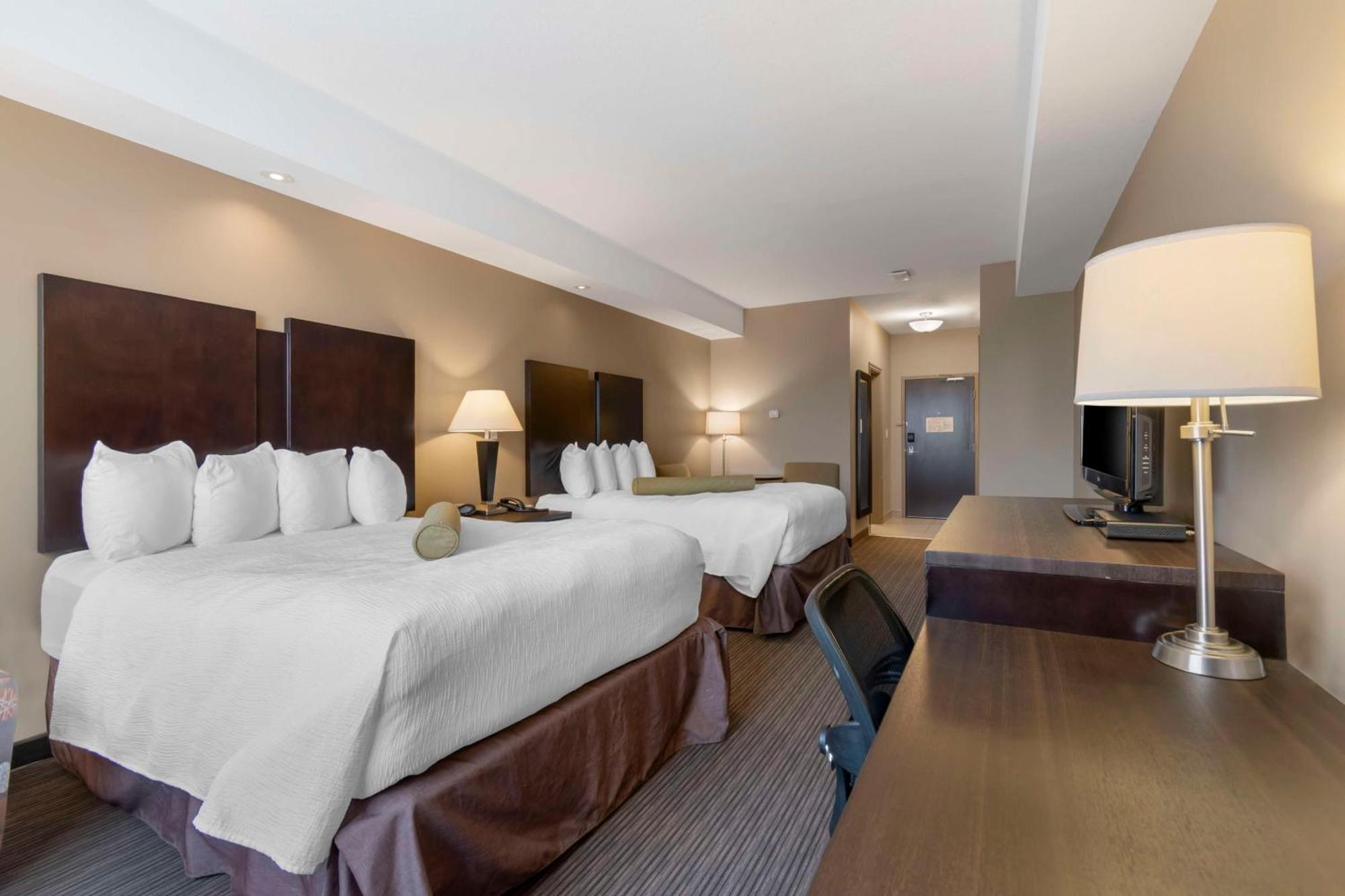 Best Western Plus Moose Jaw Extérieur photo